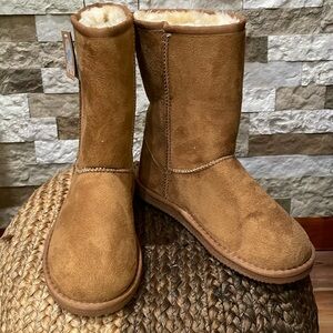 APRES By Lamo Faux Fur-Lined Boots Sz. 6